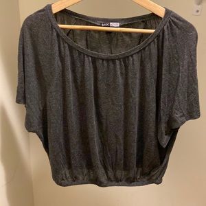 Basic House Gray Short Sleeve Tee with Elastic waistband Size L